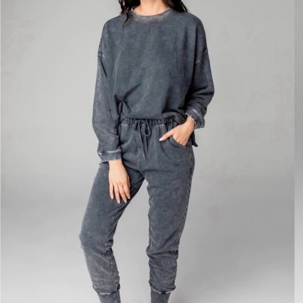 Buddy Love Slate Gray Lounge Set